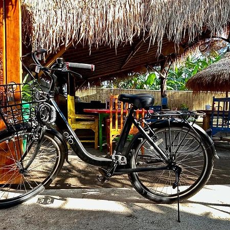 Gili Land Hotel Gili Air Buitenkant foto