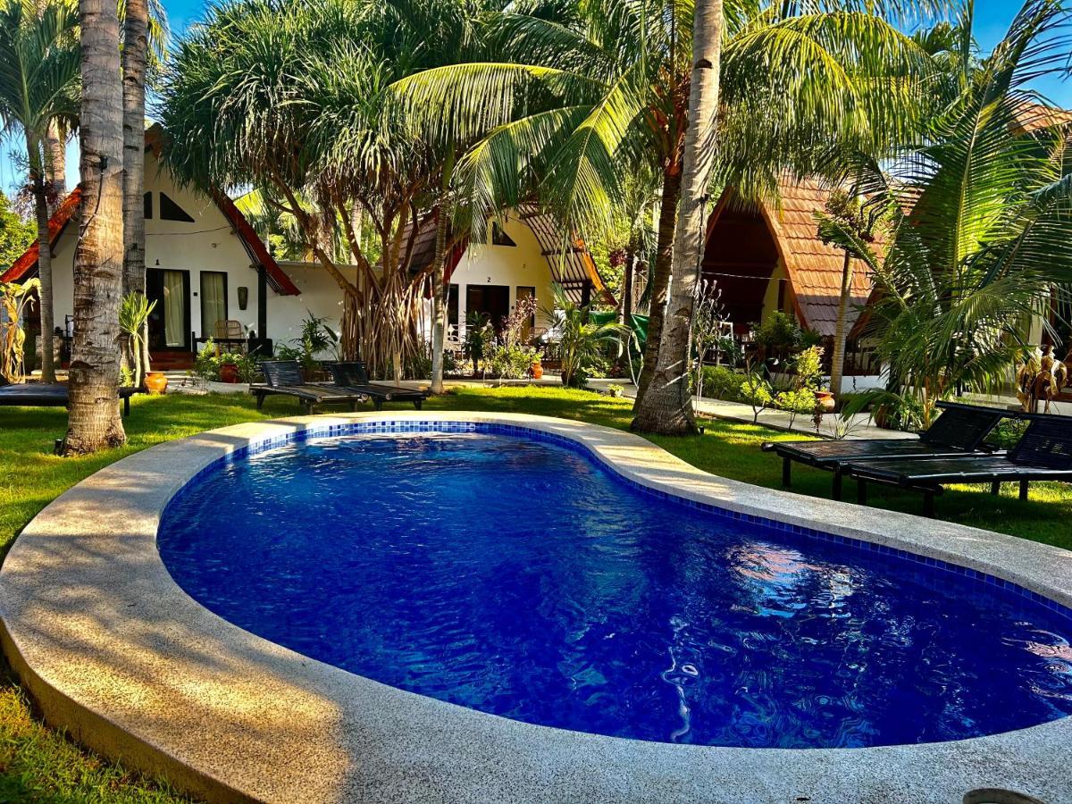 Gili Land Hotel Gili Air Buitenkant foto